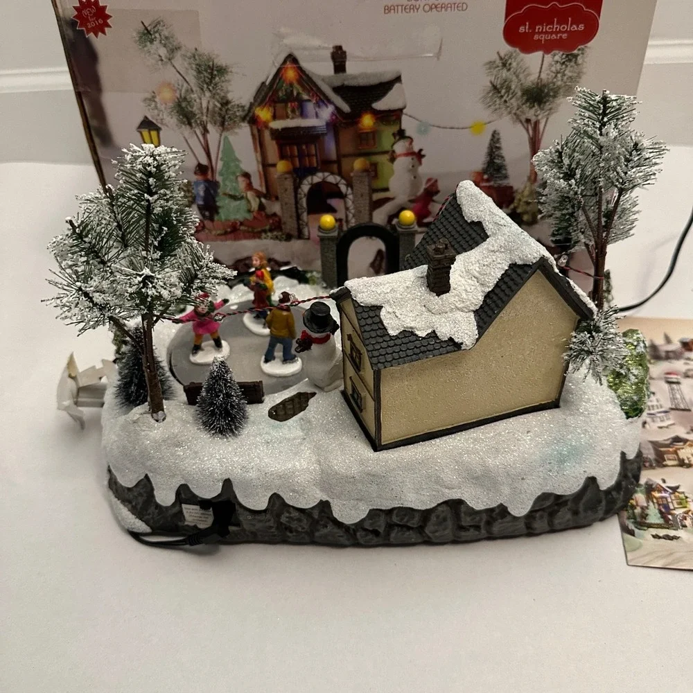 St Nicholas Square 2016 Skating Plaza Animated Lighted Christmas Village + Power